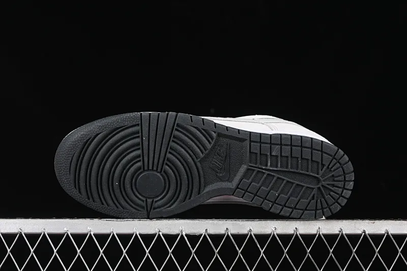 All categories Nk SB Dunk series Nk SB Dunk Low low-top sneakers CS version Nk Dunk Low 85 double hook series SB low-top sports and leisure sneakers HV1800-101